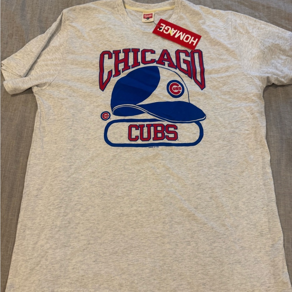 BRAND NEW! HOMAGE Gray Chicago Cubs T-Shirt